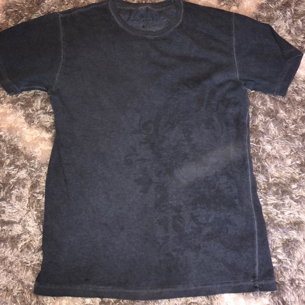 Marc Anthony men’s top